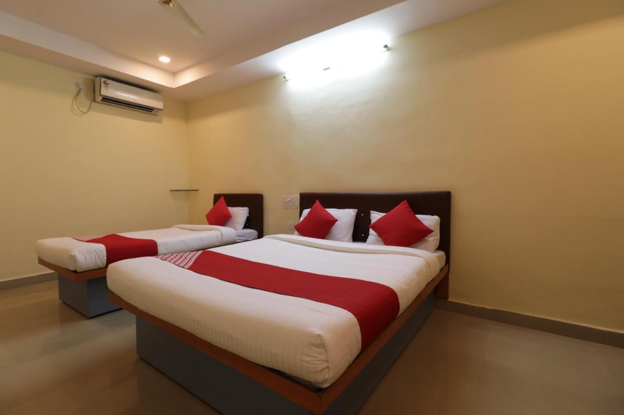 Oyo 29259 Hotel Rama Royal Nellore Exterior foto